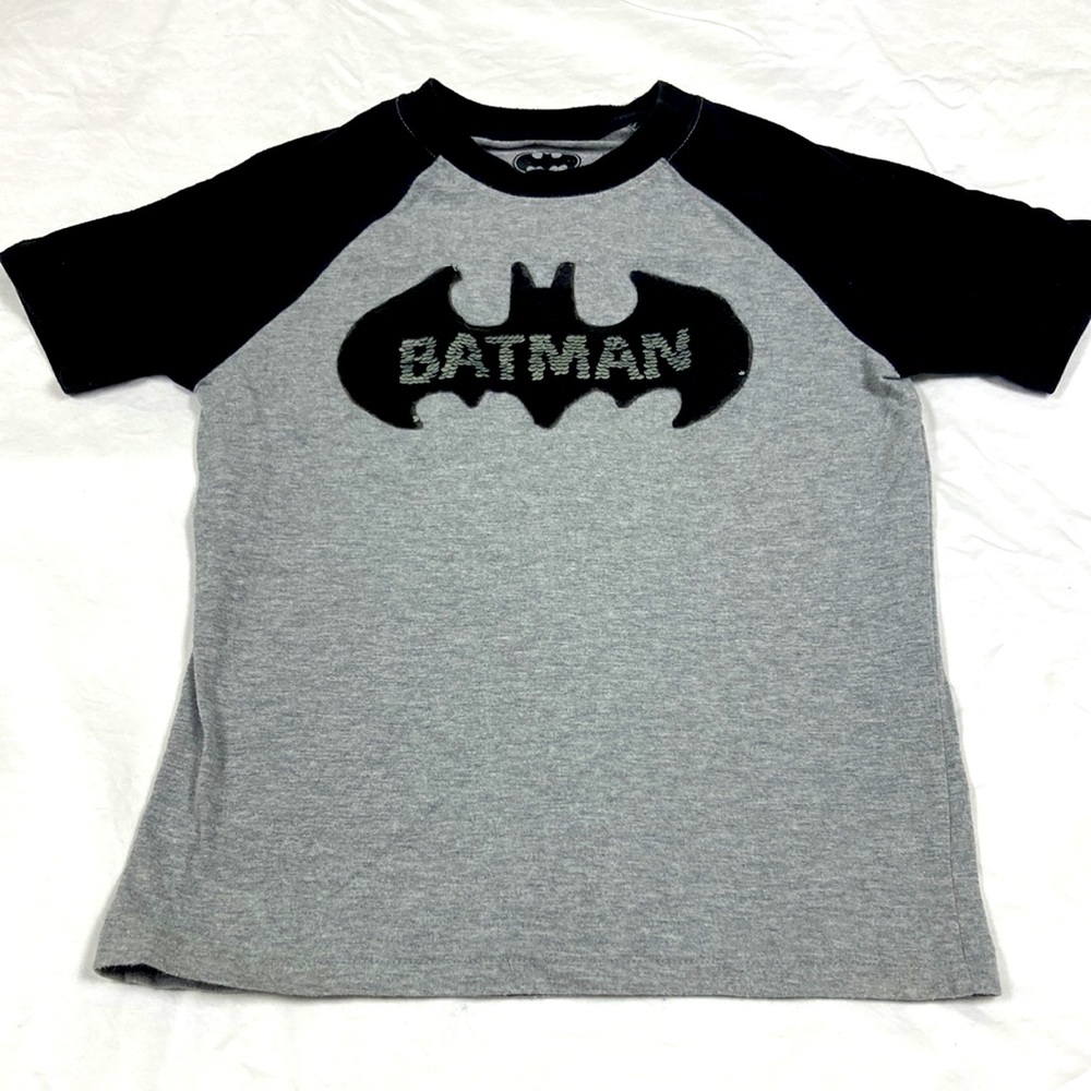 Batman boys short sleeve sequin changing flip shirt size small 6/7